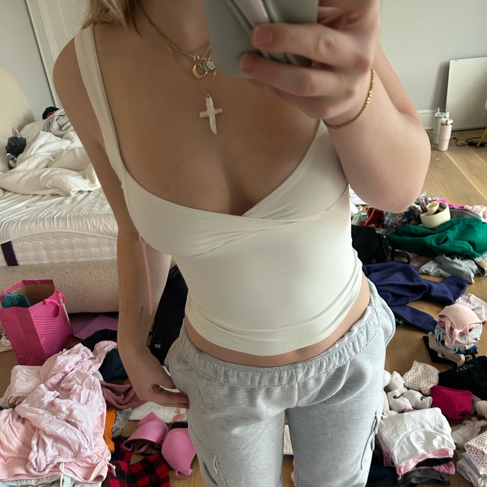 WHITE top